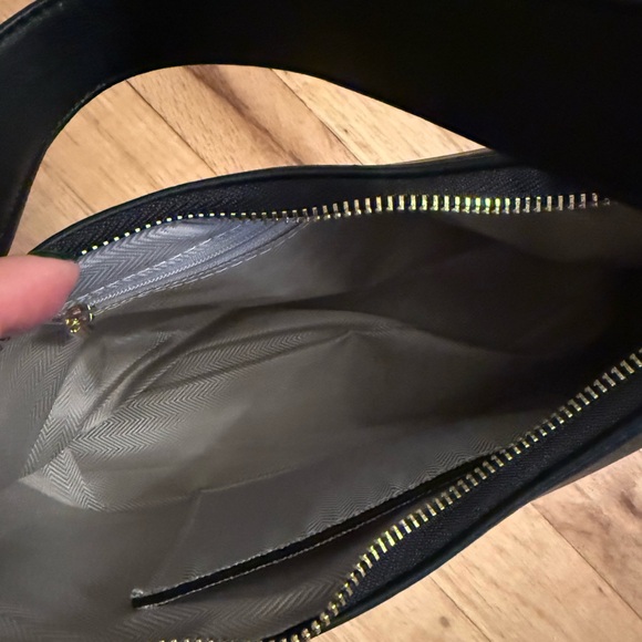 New Black Shoulder Bag - Picture 3 of 3